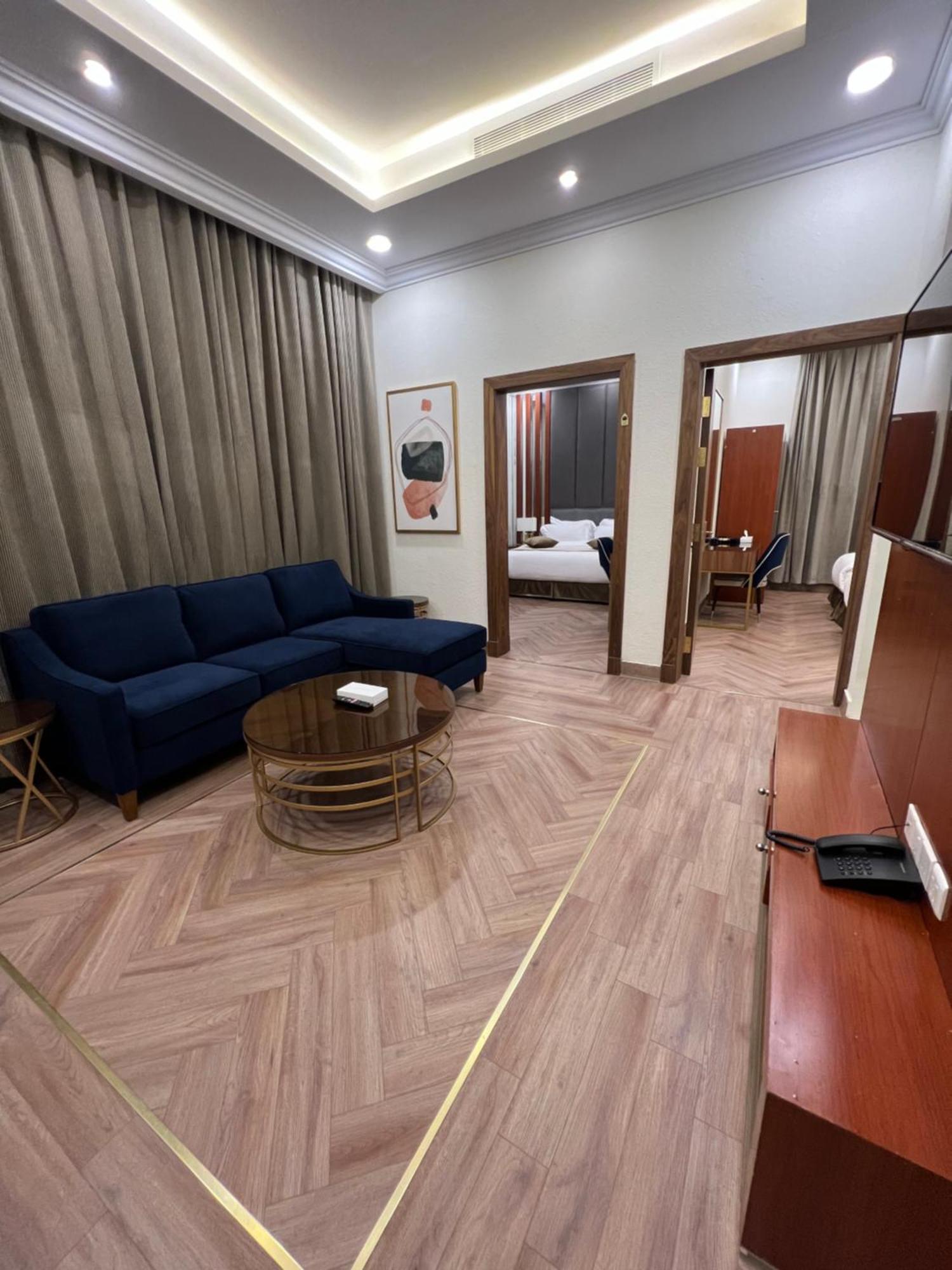 Smayah Hotel Riyadh Exterior photo