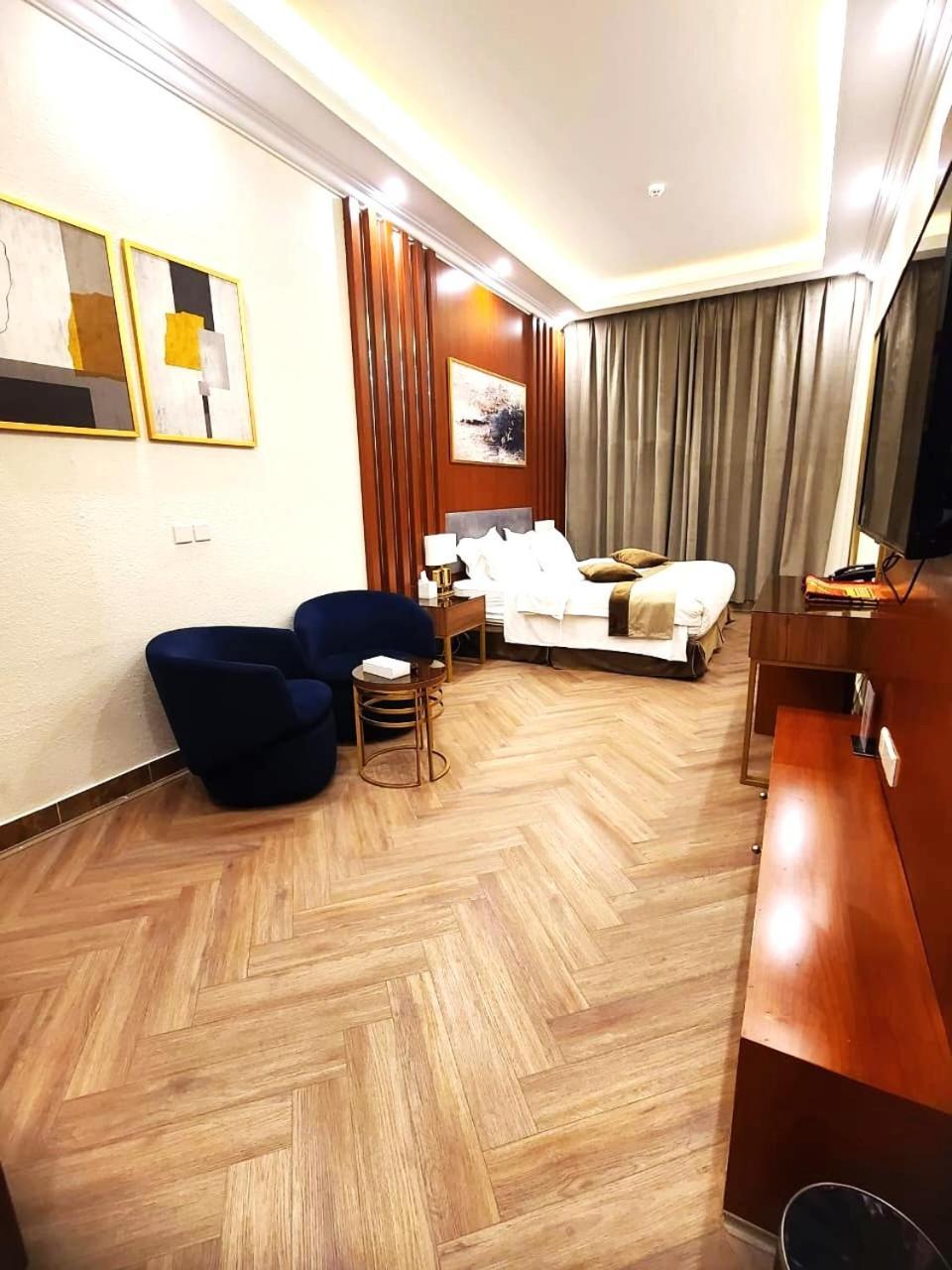 Smayah Hotel Riyadh Exterior photo