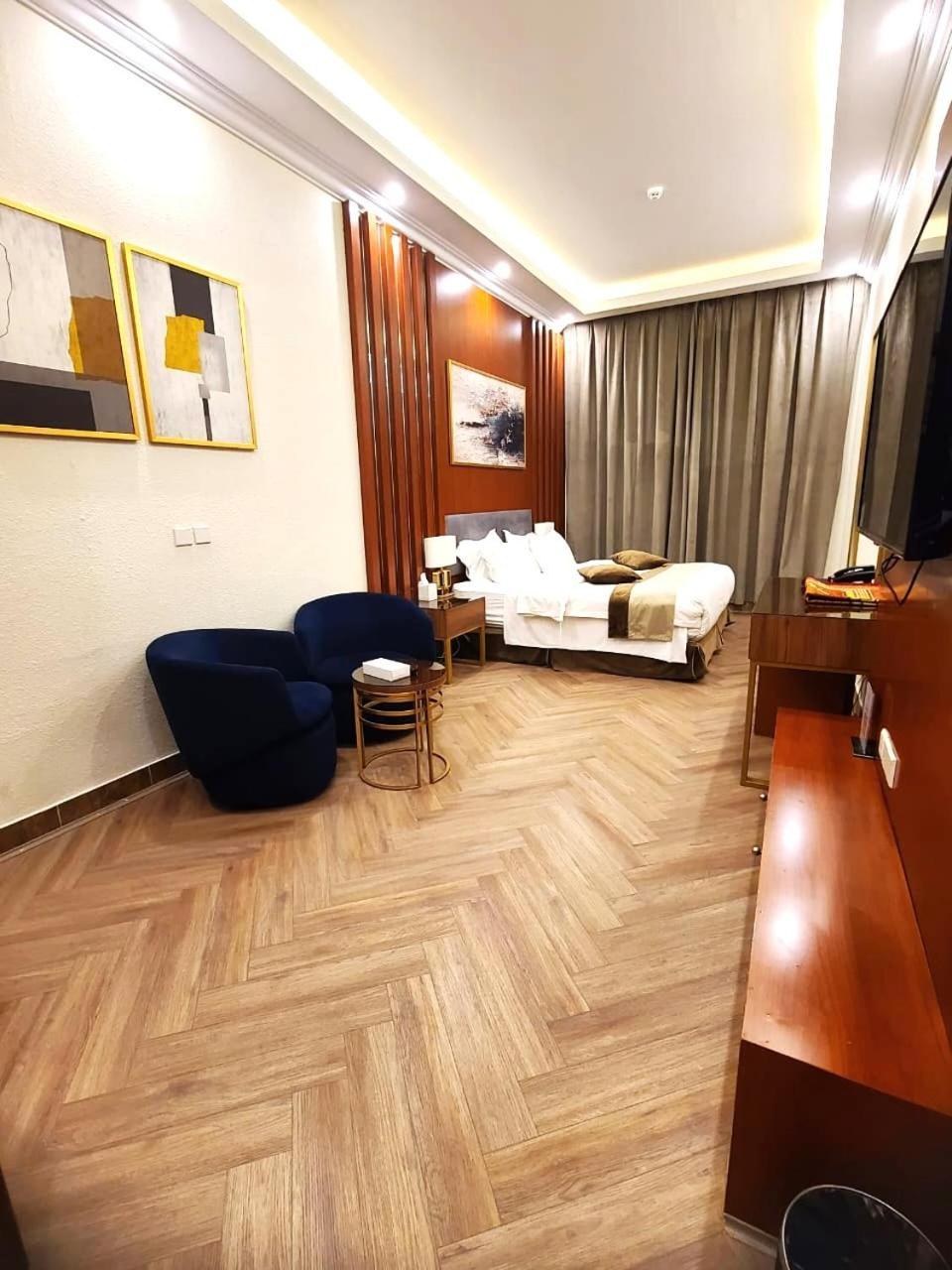 Smayah Hotel Riyadh Exterior photo