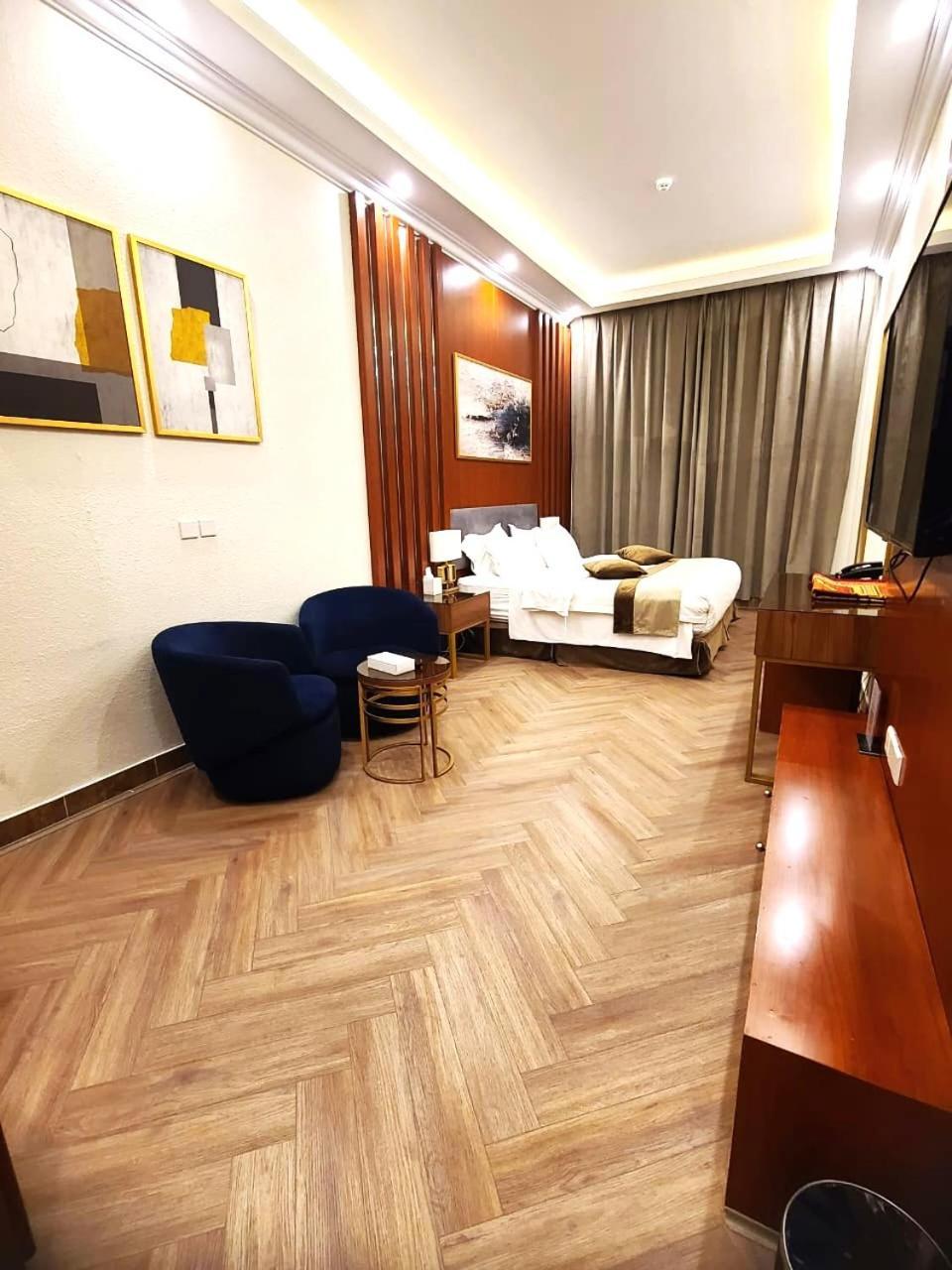 Smayah Hotel Riyadh Exterior photo
