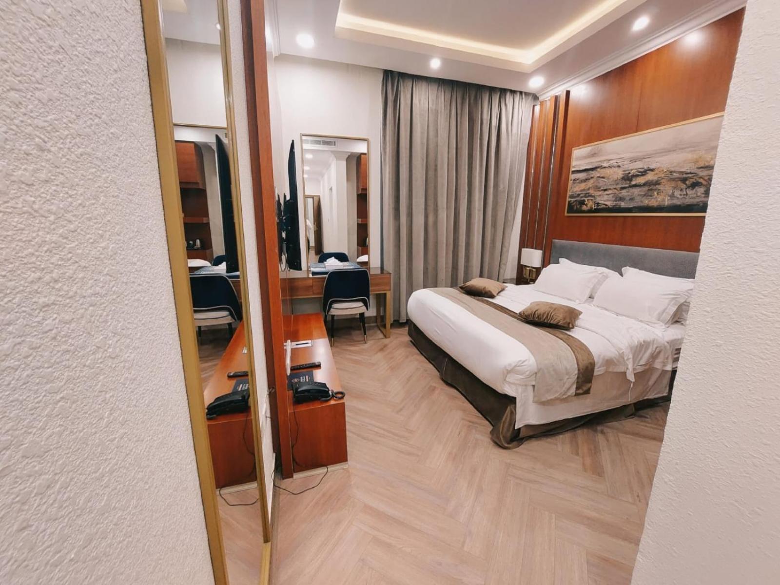 Smayah Hotel Riyadh Exterior photo
